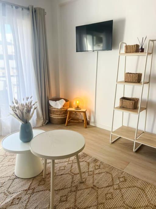Studio Hola Arenal Platja de Larenal Exterior foto